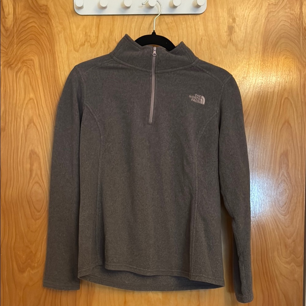 Women’s The North Face Gray Quarter-Zip Fleece Pullover